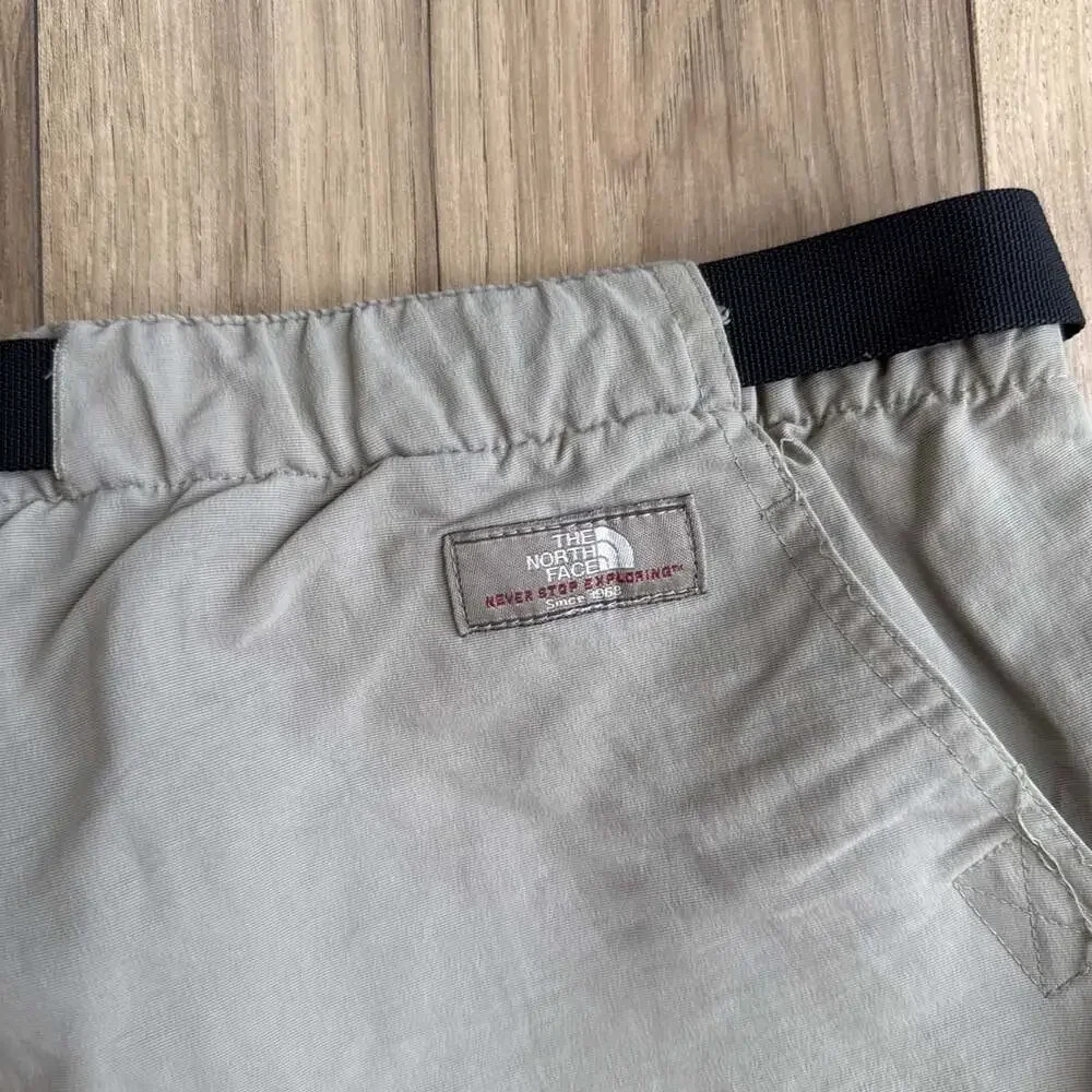 North Face Cargo Shorts Men M Khaki Tan Nylon Belted Hiking Outdoors Camp 9”